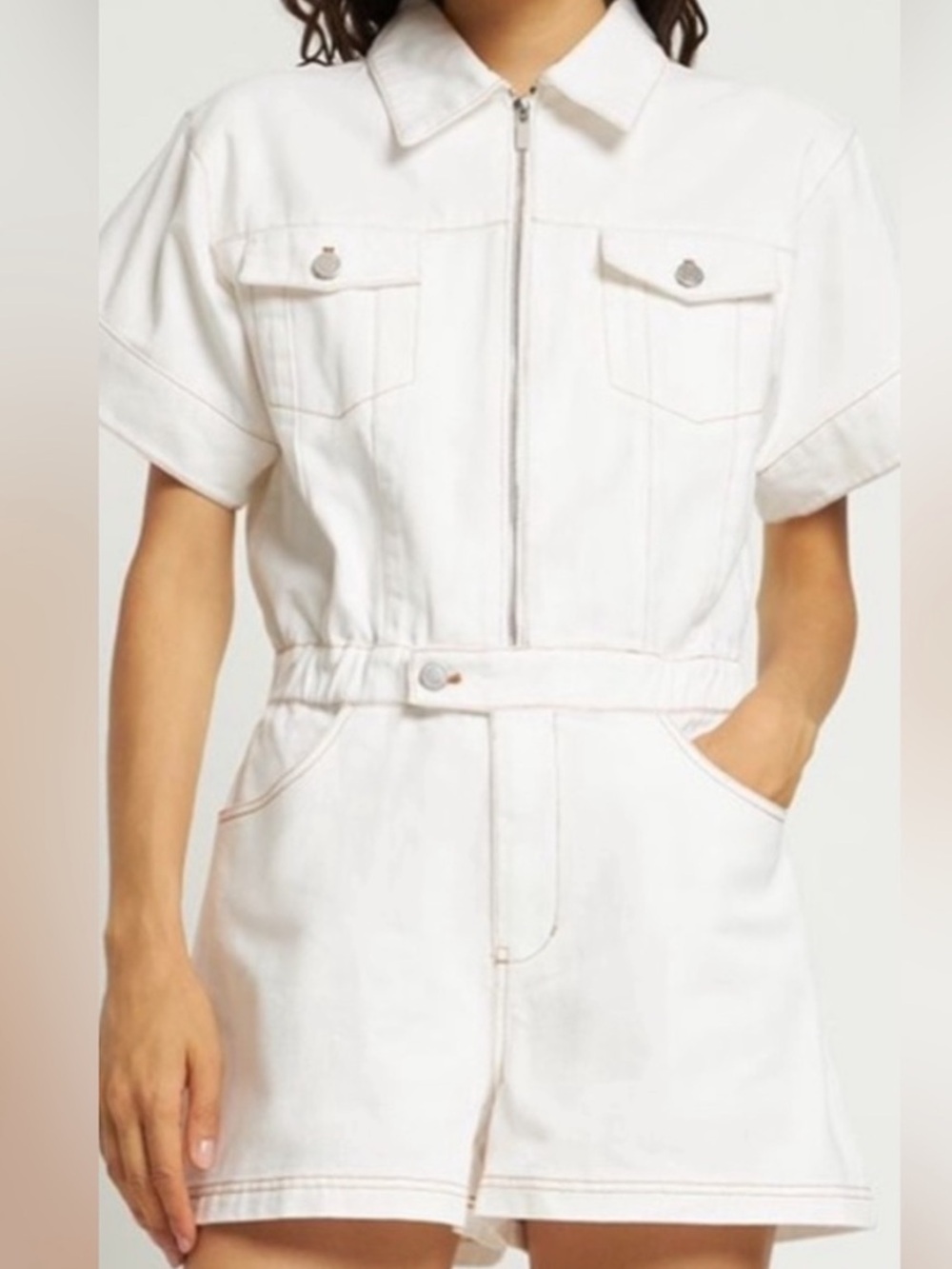 WeWoreWhat White Short-Sleeve Zip Front Romper